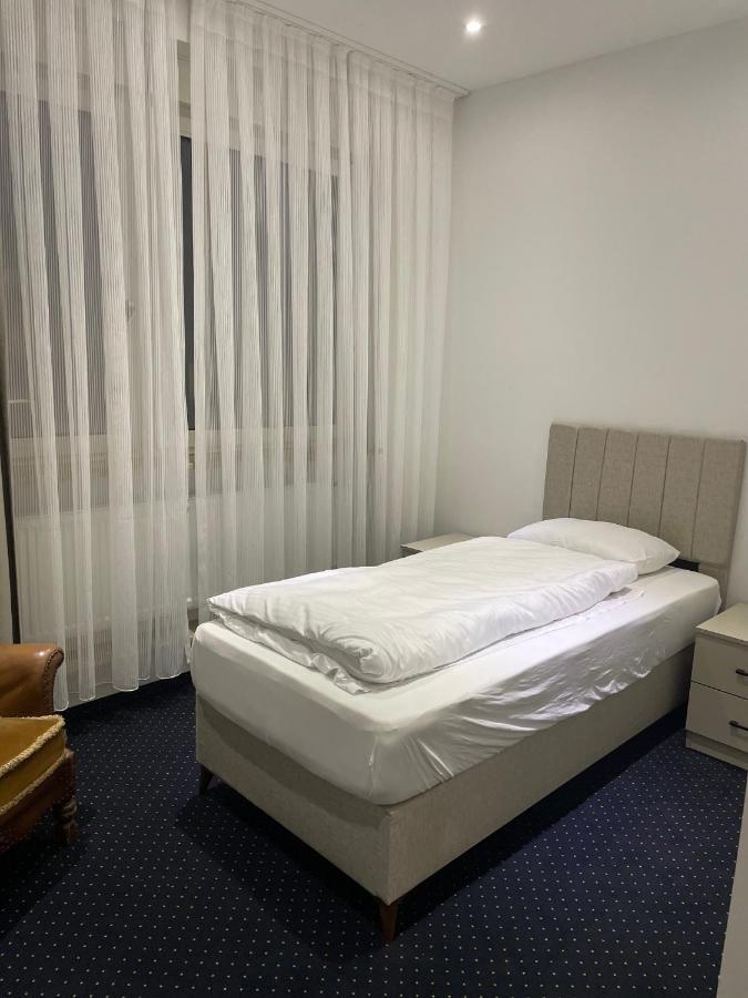 Gastpark Hotel مانشينغ المظهر الخارجي الصورة