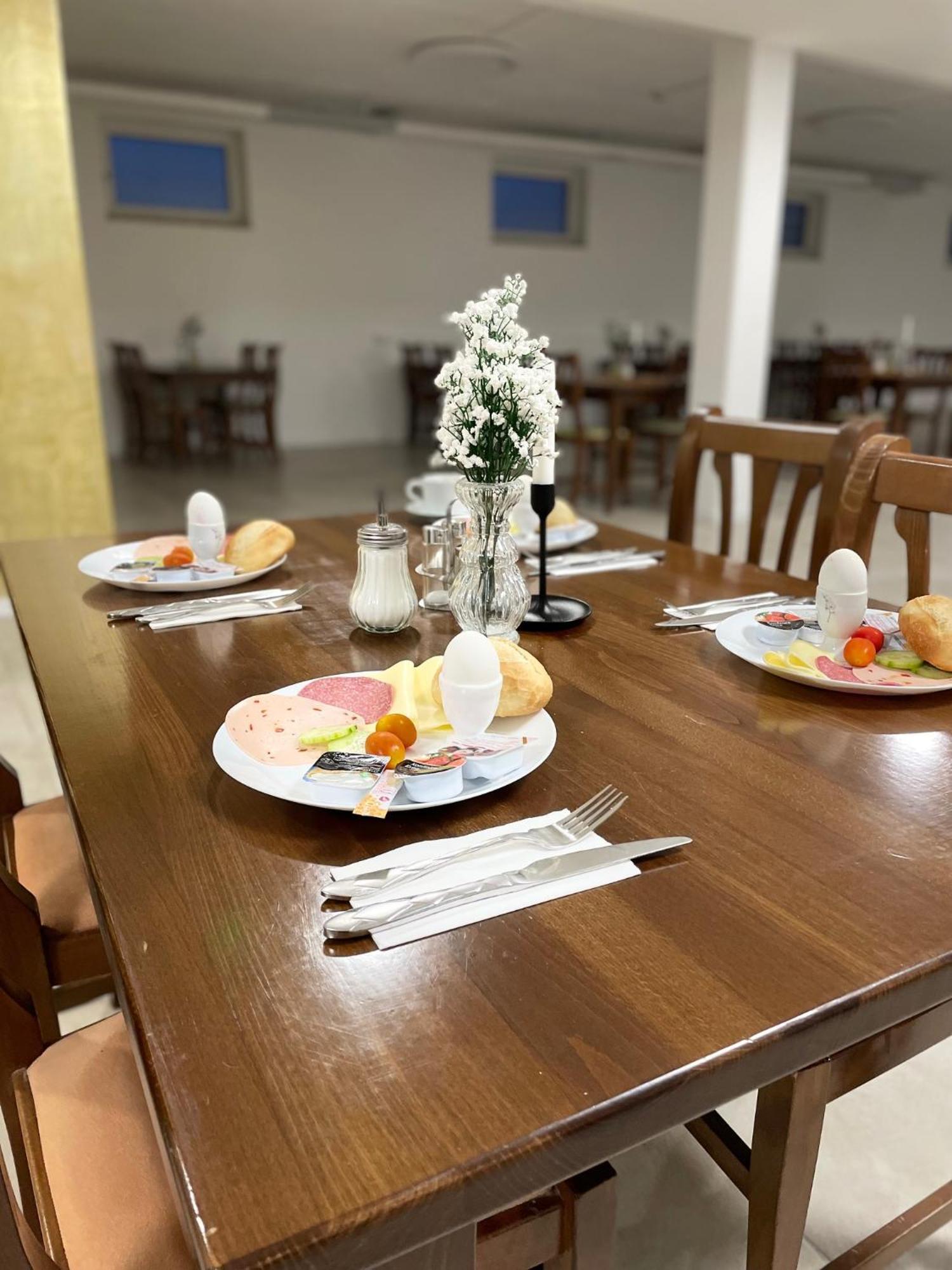 Gastpark Hotel مانشينغ المظهر الخارجي الصورة